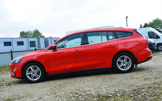 Ford Focus cena 47900 przebieg: 180000, rok produkcji 2019 z Nowy Targ małe 704